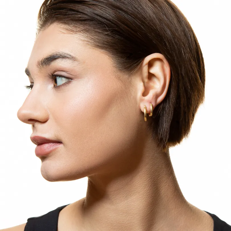 fine_basic_creolen_k_gelb_2-12.webp XENOX Echtgold | Ohrringe^FINE Basic Creolen, 14k Gelbgold goldfarben