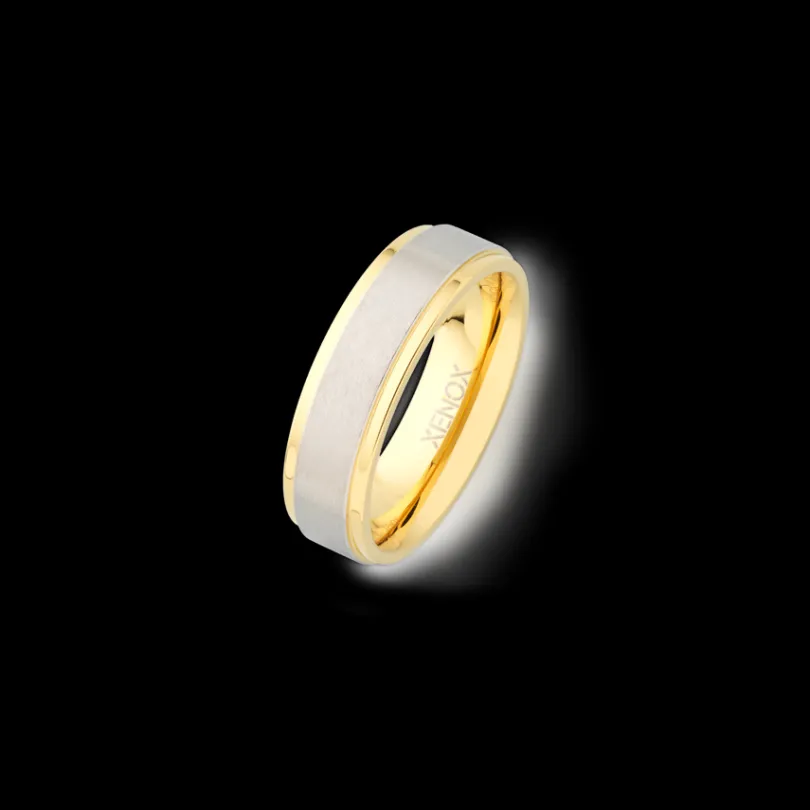 partnerring_aus_edelstahl_0-26.webp XENOX Partnerringe | Ringe^Partnerring aus Edelstahl goldfarben